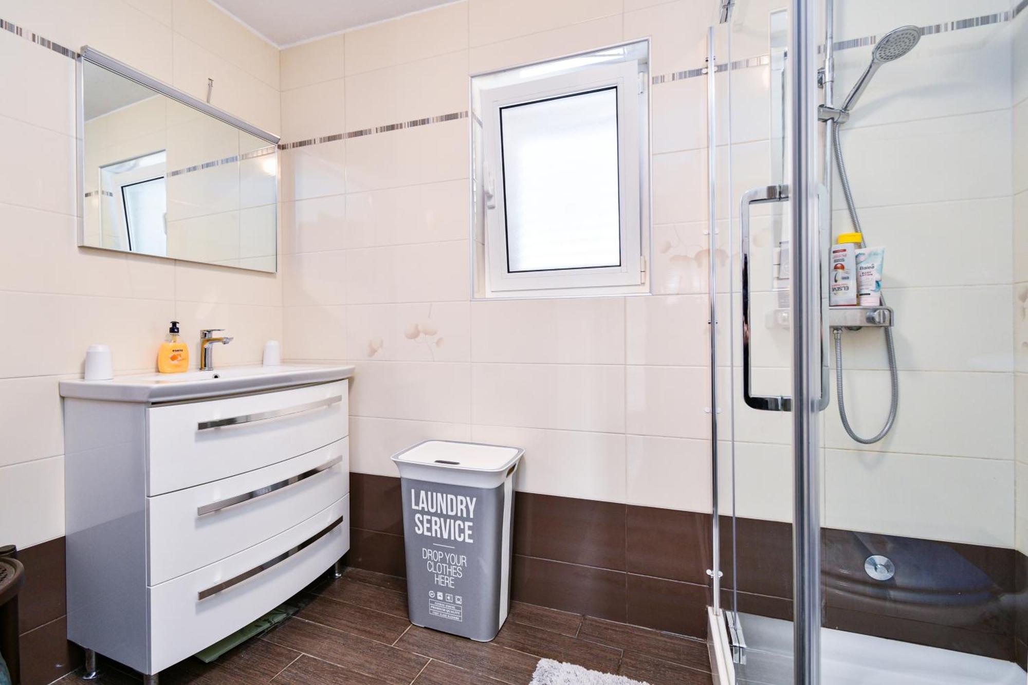 Apartman Lavanda Sa Bazenom I Okucnicom 4* Hreljin エクステリア 写真