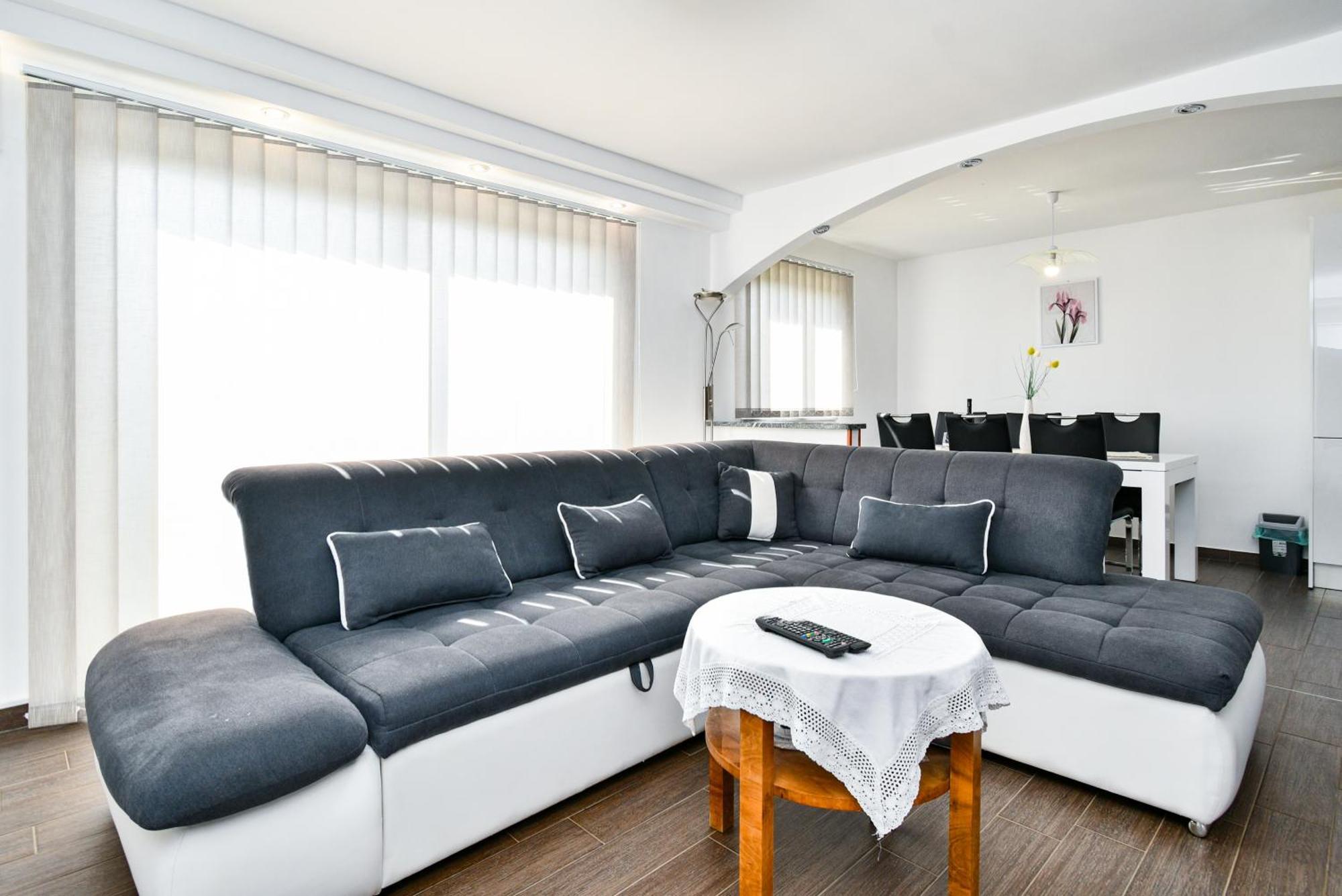 Apartman Lavanda Sa Bazenom I Okucnicom 4* Hreljin エクステリア 写真